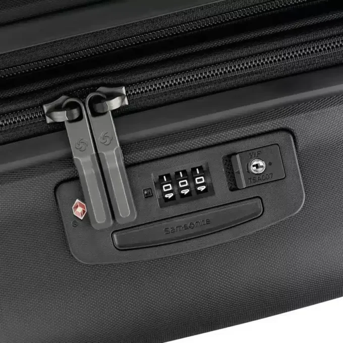 Elevation™ Plus harde handbagage Pro Spinner